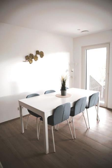 Beautiful Stylish 2br In Kirchberg Appartement Luxemburg